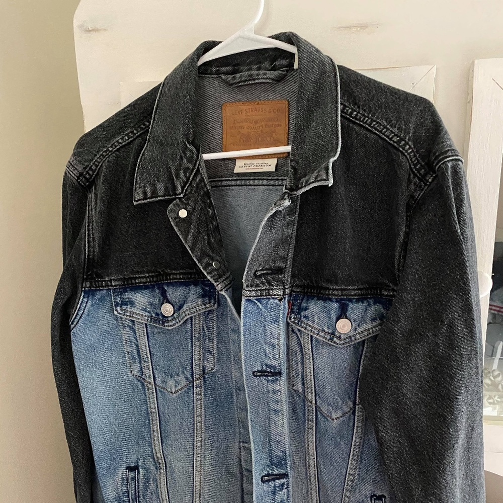 Levis Black and Blue Jacket mens XL